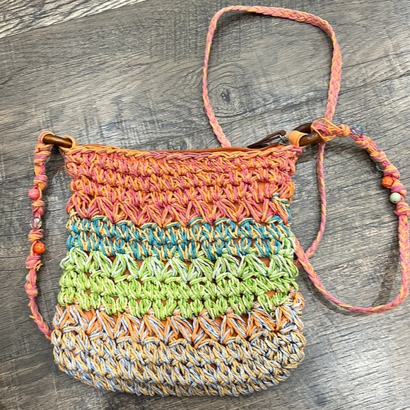 Kelly & Katie Colorful Straw Mini Bag perfect for the beach - Picture 6 of 6